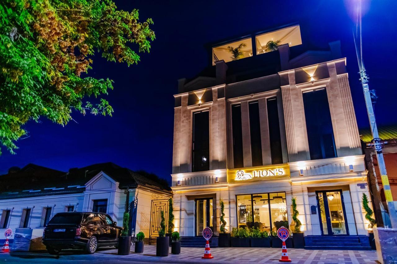 Lion'S Hotel Chişinǎu Buitenkant foto